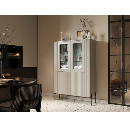 VERA vitrína 110 kašmír (1 ks)=2 str. )