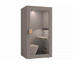 Kabina Tuesday, Hazel