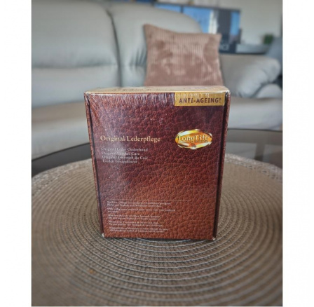 Prostředek na impregnaci kůže