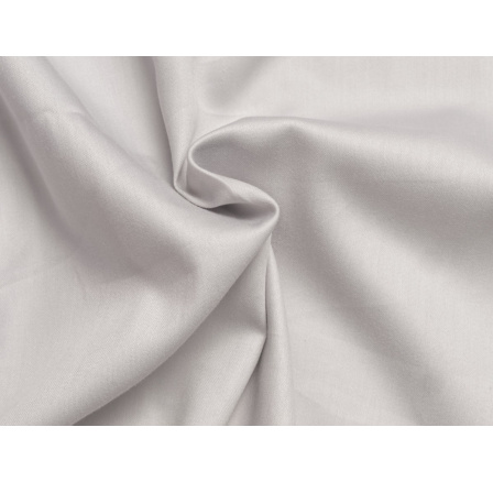 Světle šedé saténové prostěradlo plachta bez gumy 240x230 Světle šedé saténové prostěradlo plachta bez gumy 240x230