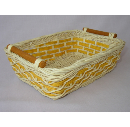 Ratanový košík se žlutým průpletem Ratanový košík se žlutým průpletem